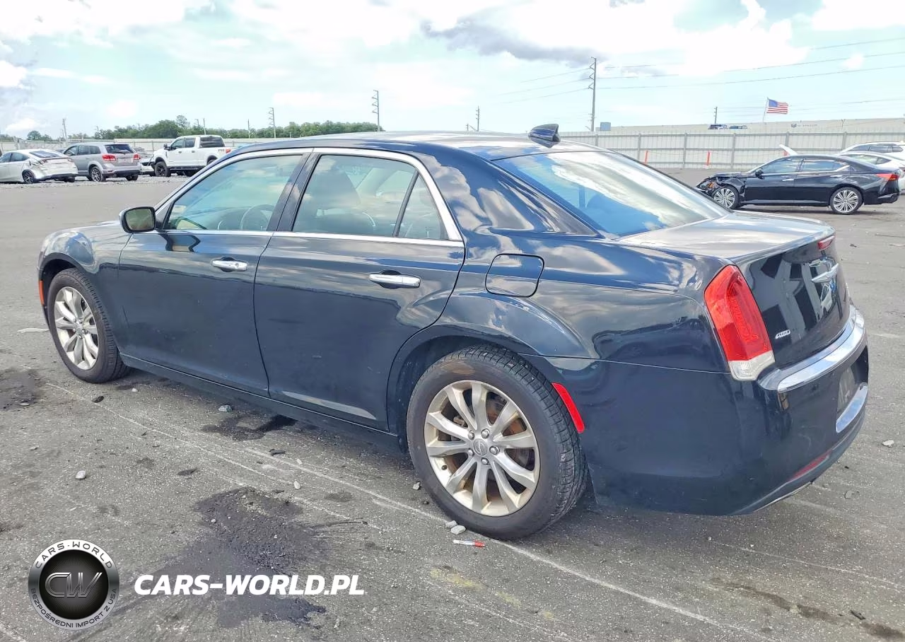 2018 Chrysler 300 Limited VIN:2C3CCAKGXJH211437 - 2