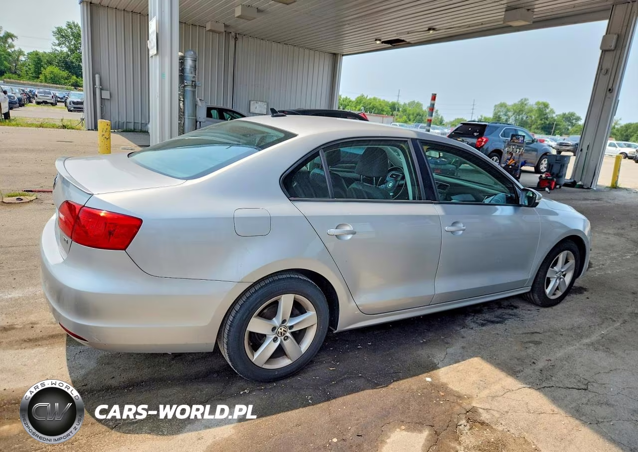 2012 Volkswagen Jetta Tdi VIN:3VWLL7AJ2CM410012 - 3