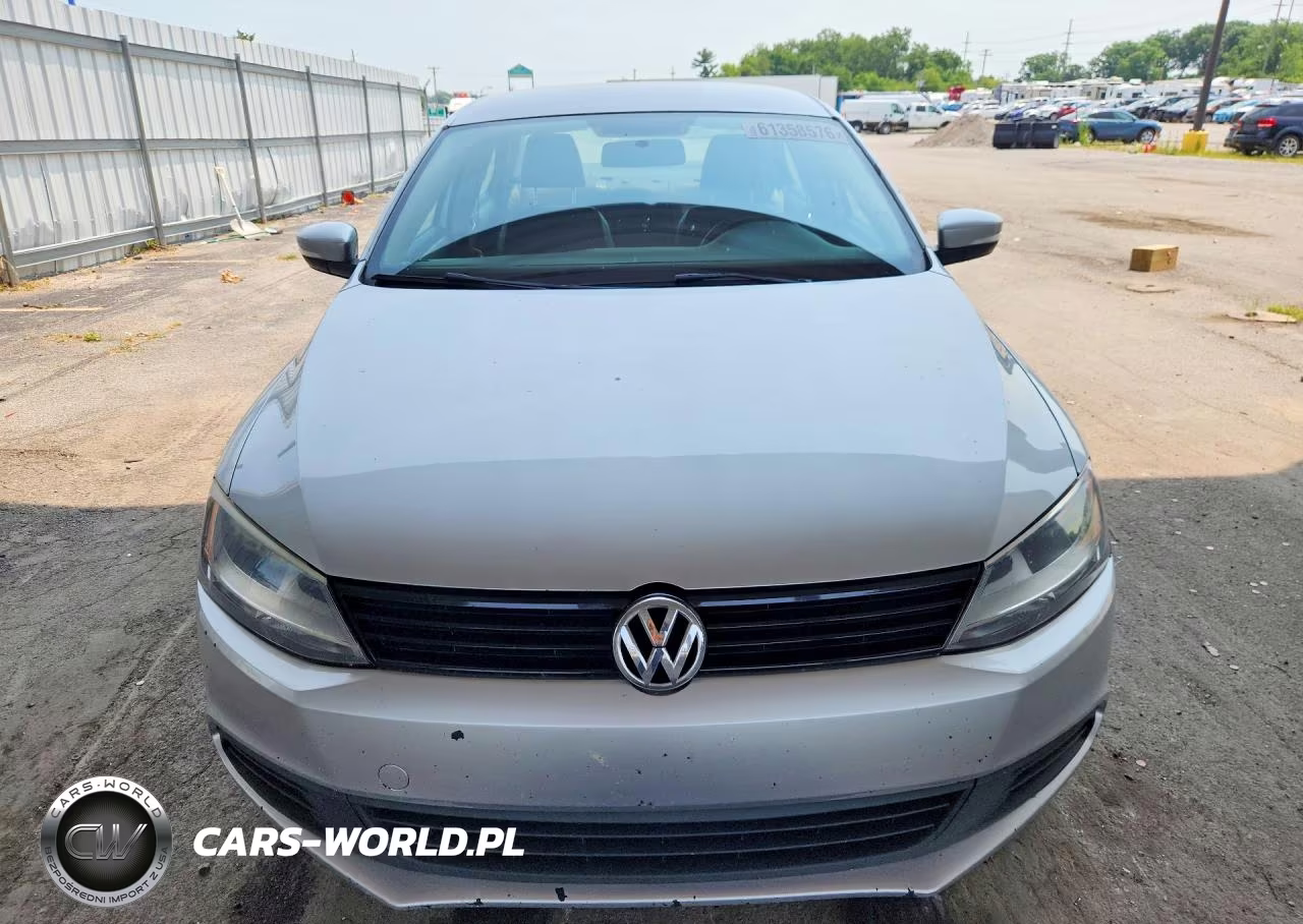 2012 Volkswagen Jetta Tdi VIN:3VWLL7AJ2CM410012 - 5