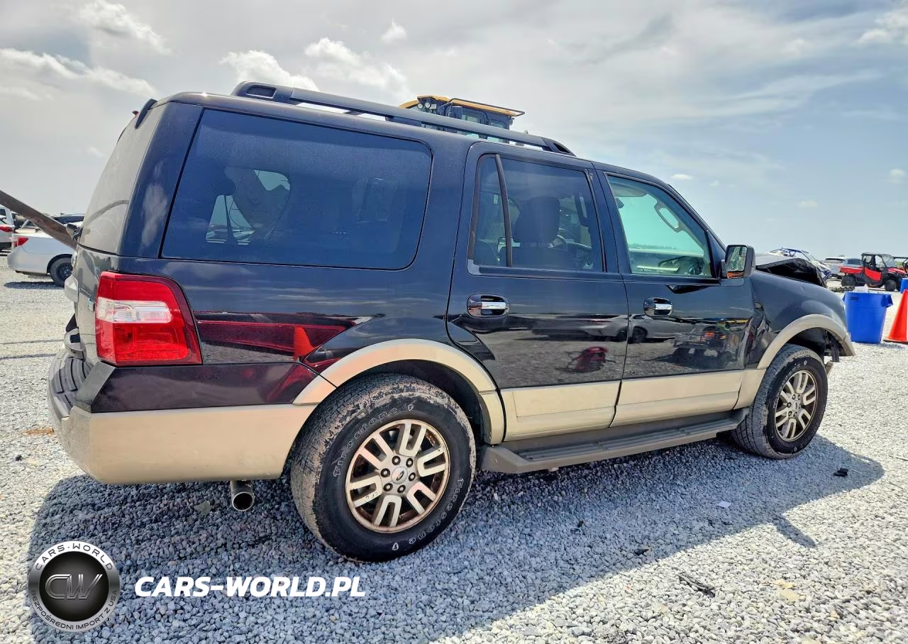 2013 Ford Expedition Xlt VIN:1FMJU1H53DEF31325 - 3