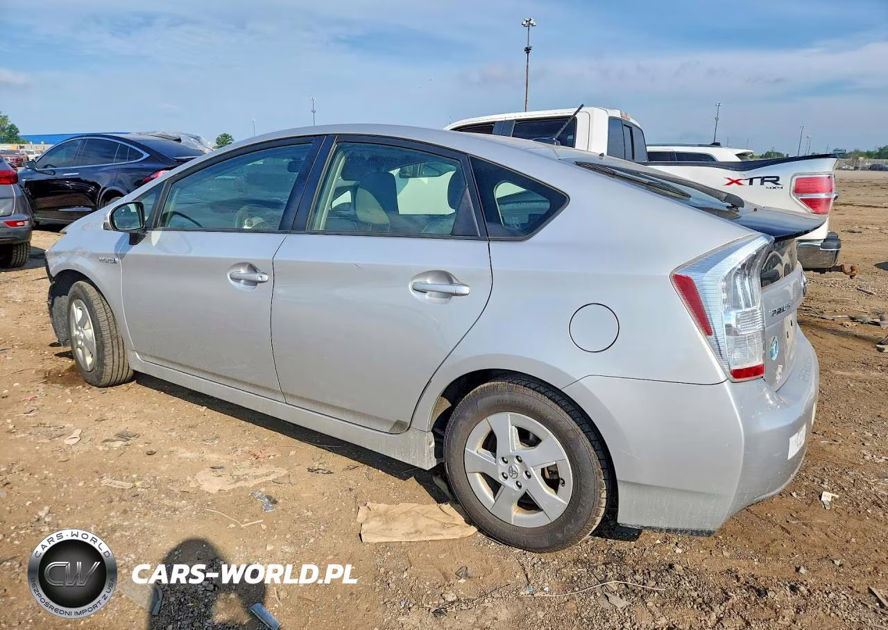 2011 Toyota Prius Two VIN:JTDKN3DU5B0270871 - 2