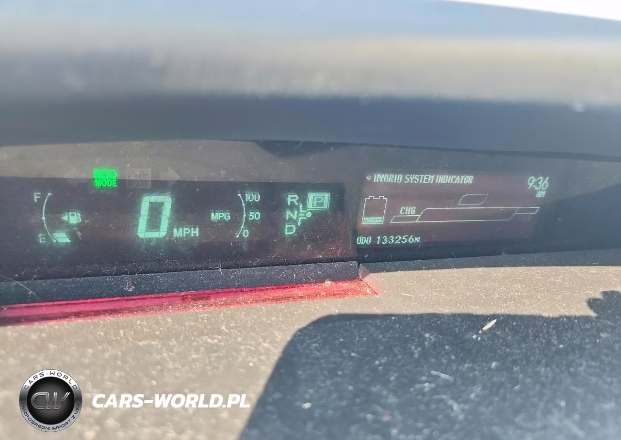 2011 Toyota Prius Two VIN:JTDKN3DU5B0270871 - 9