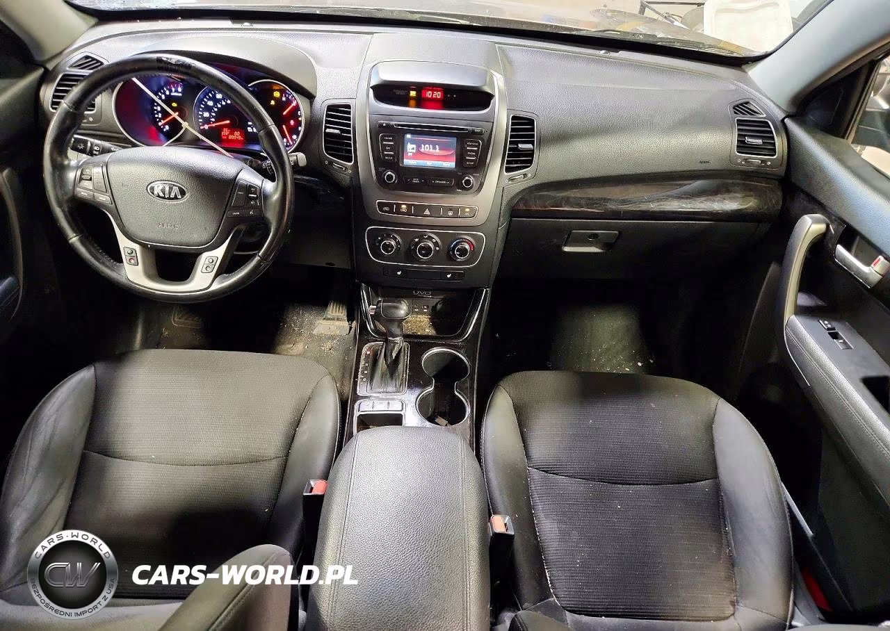 2015 Kia Sorento Lx VIN:5XYKTDA65FG551165 - 8
