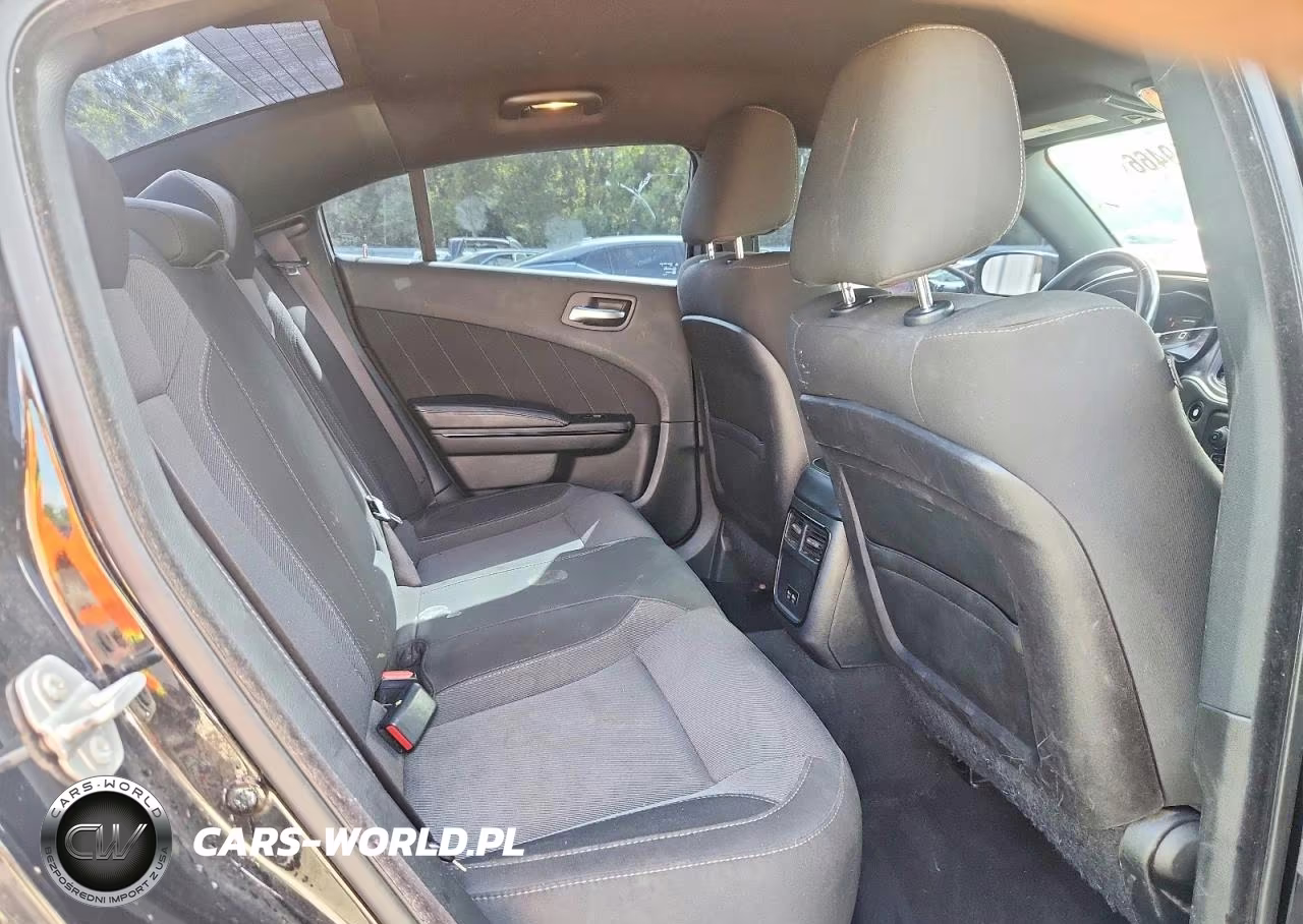 2019 Dodge Charger Sxt VIN:2C3CDXBG2KH732539 - 10