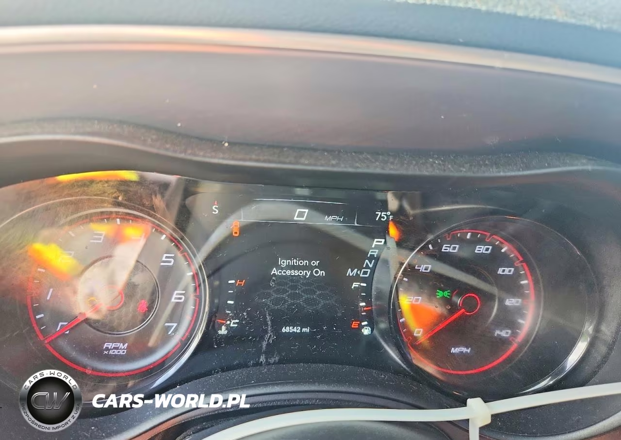 2019 Dodge Charger Sxt VIN:2C3CDXBG2KH732539 - 9