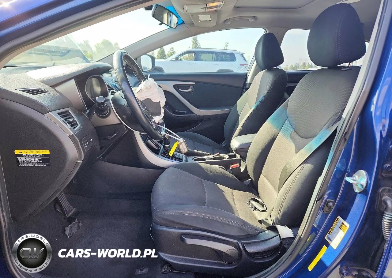 2016 Hyundai Elantra Value Edition VIN:5NPDH4AE7GH723711 - 7