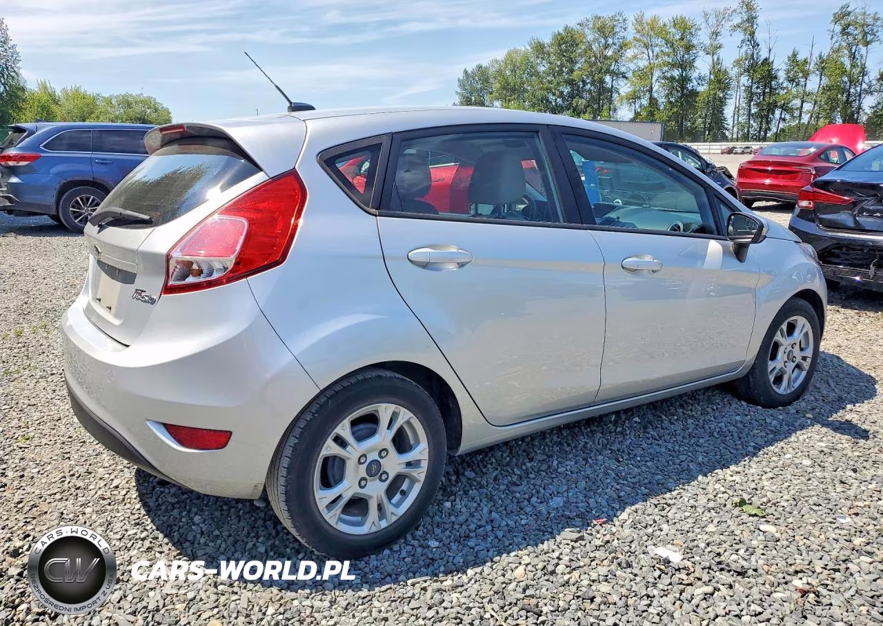 2014 Ford Fiesta Se VIN:3FADP4EJ5EM216099 - 3