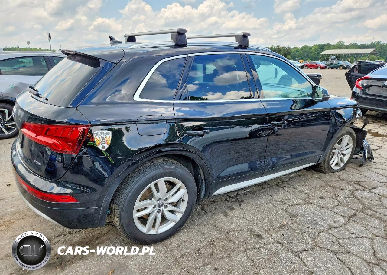 2020 Audi Q5 Premium VIN:WA1ANAFY8L2041164 - 3