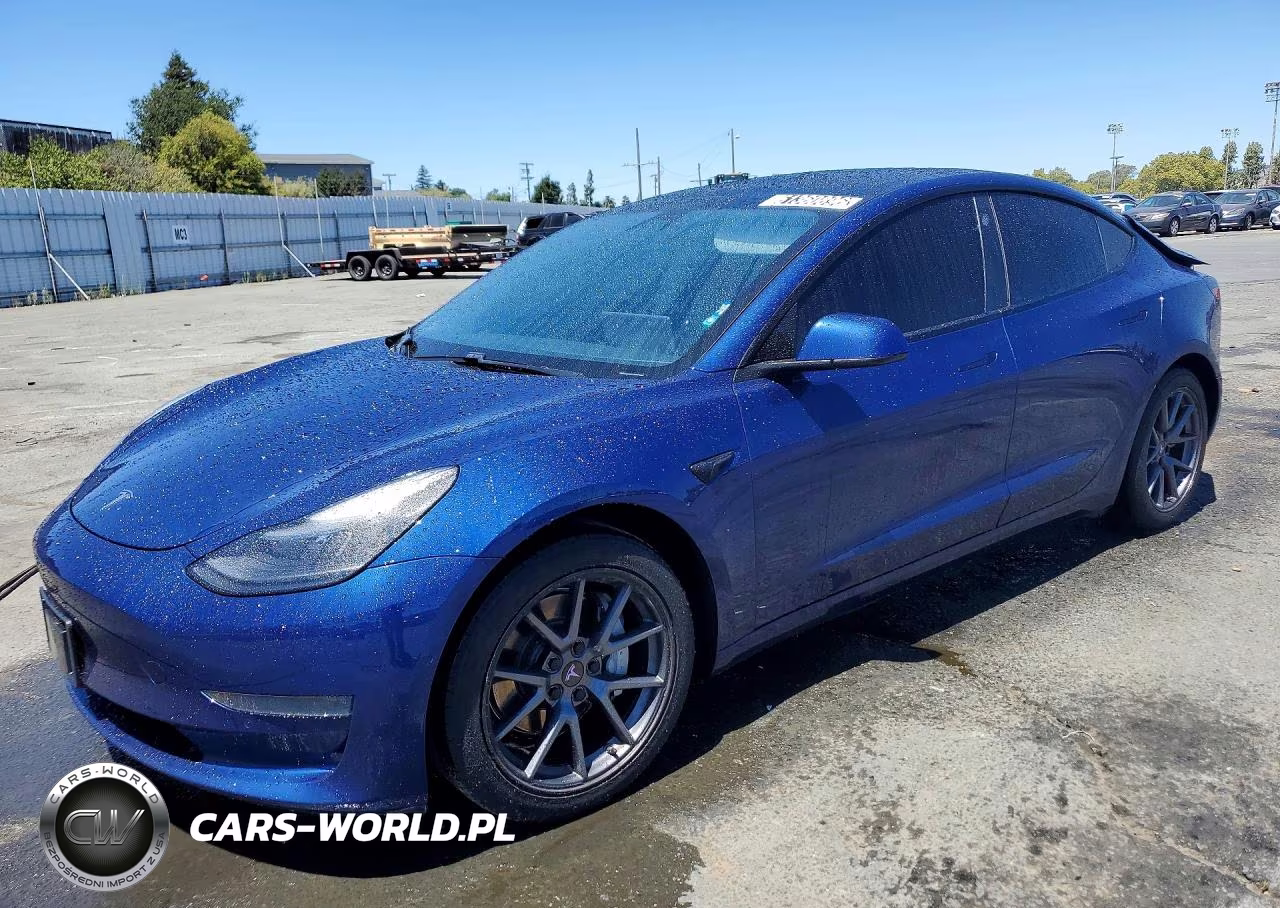 2021 Tesla Model 3 – zdjęcie 1 z 12