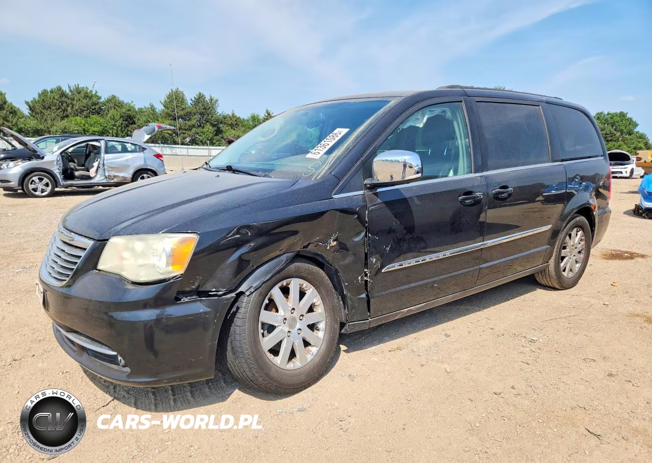 2011 Chrysler Town & Country Touring L