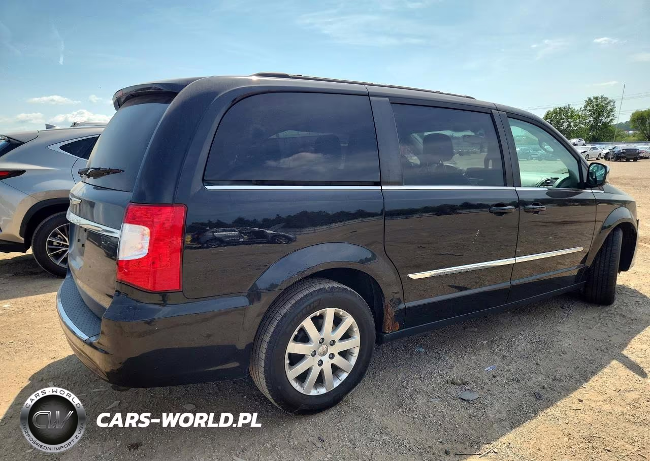 2011 Chrysler Town & Country Touring L VIN:2A4RR8DG8BR716554 - 3