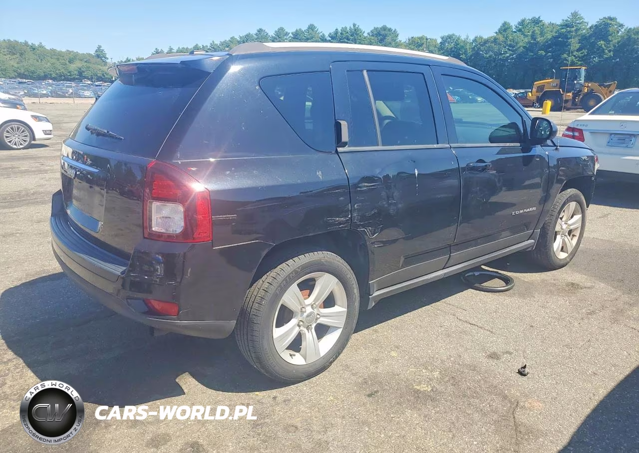 2017 Jeep Compass Sport VIN:1C4NJCBA8HD124225 - 3