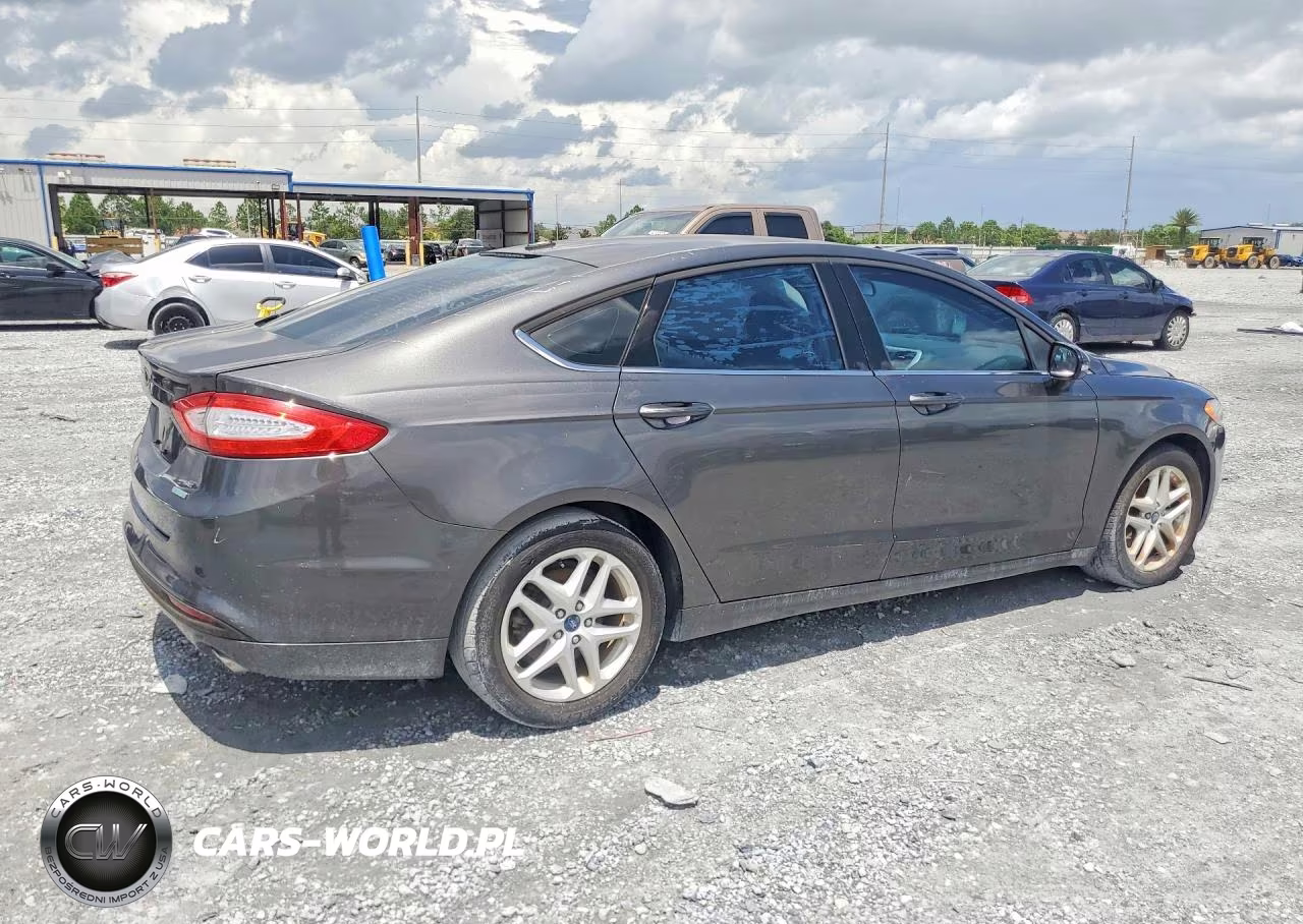 2015 Ford Fusion Se VIN:3FA6P0HDXFR202291 - 3