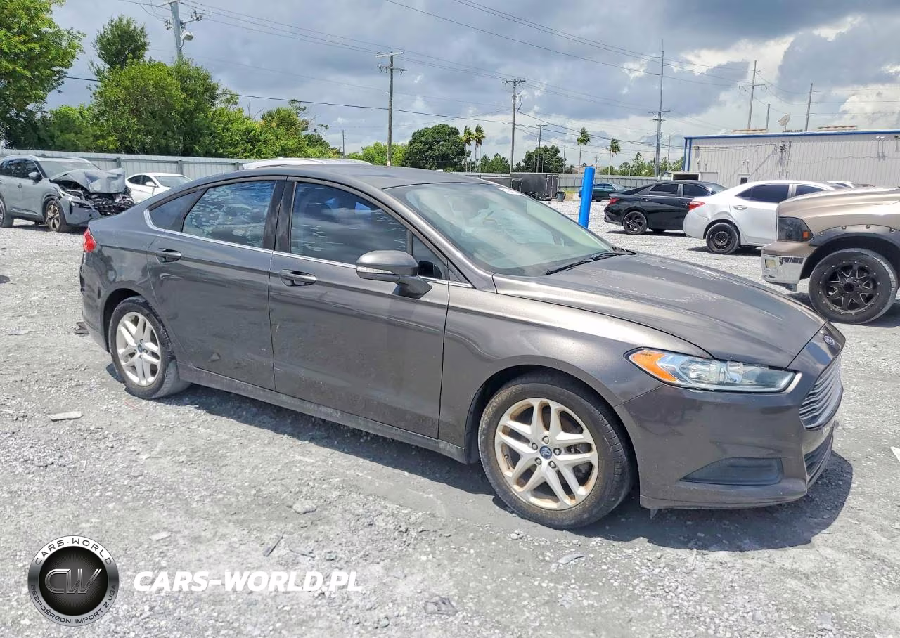 2015 Ford Fusion Se VIN:3FA6P0HDXFR202291 - 4