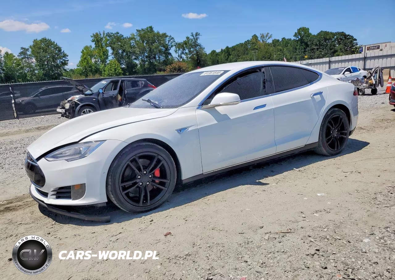 2016 Tesla Model S – zdjęcie 1 z 12