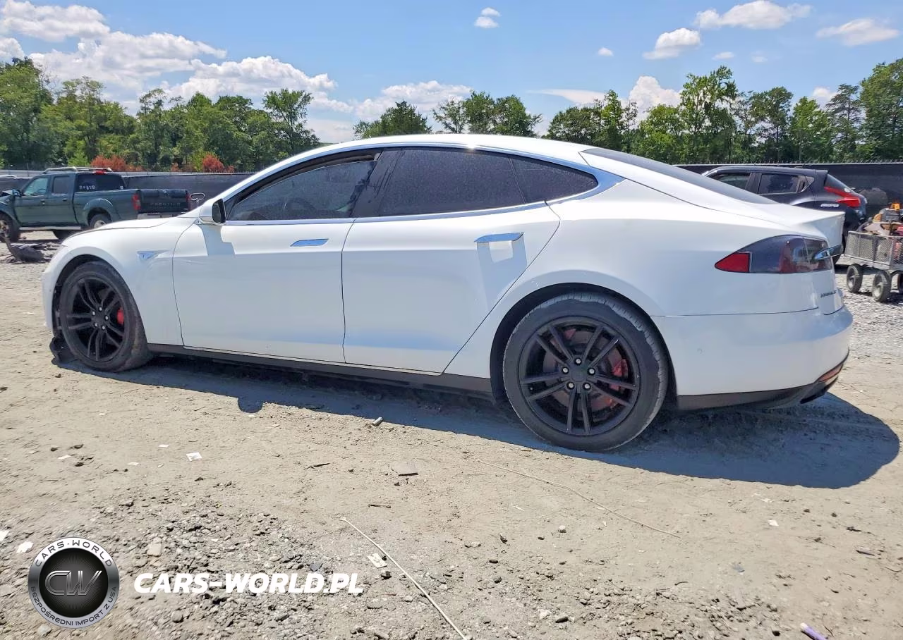 2016 Tesla Model S VIN:5YJSA1E23GF123258 - 2