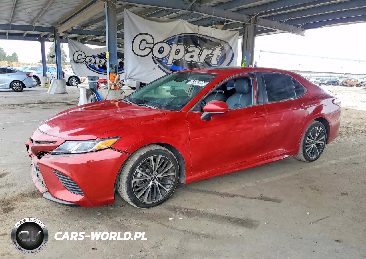 2020 Toyota Camry Se – zdjęcie 1 z 12