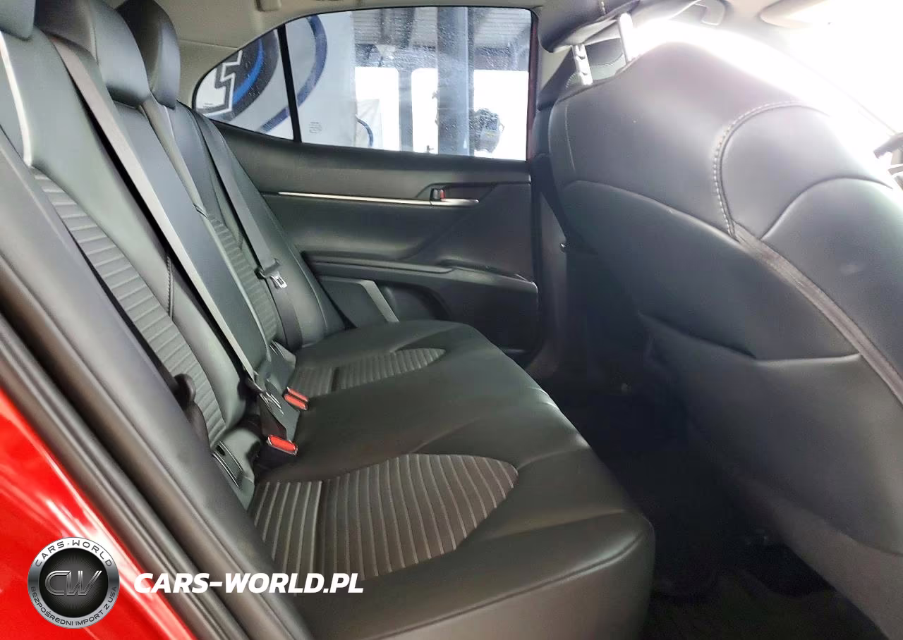 2020 Toyota Camry Se VIN:4T1G11AK0LU374652 - 10