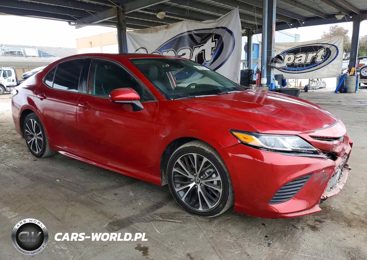 2020 Toyota Camry Se VIN:4T1G11AK0LU374652 - 4