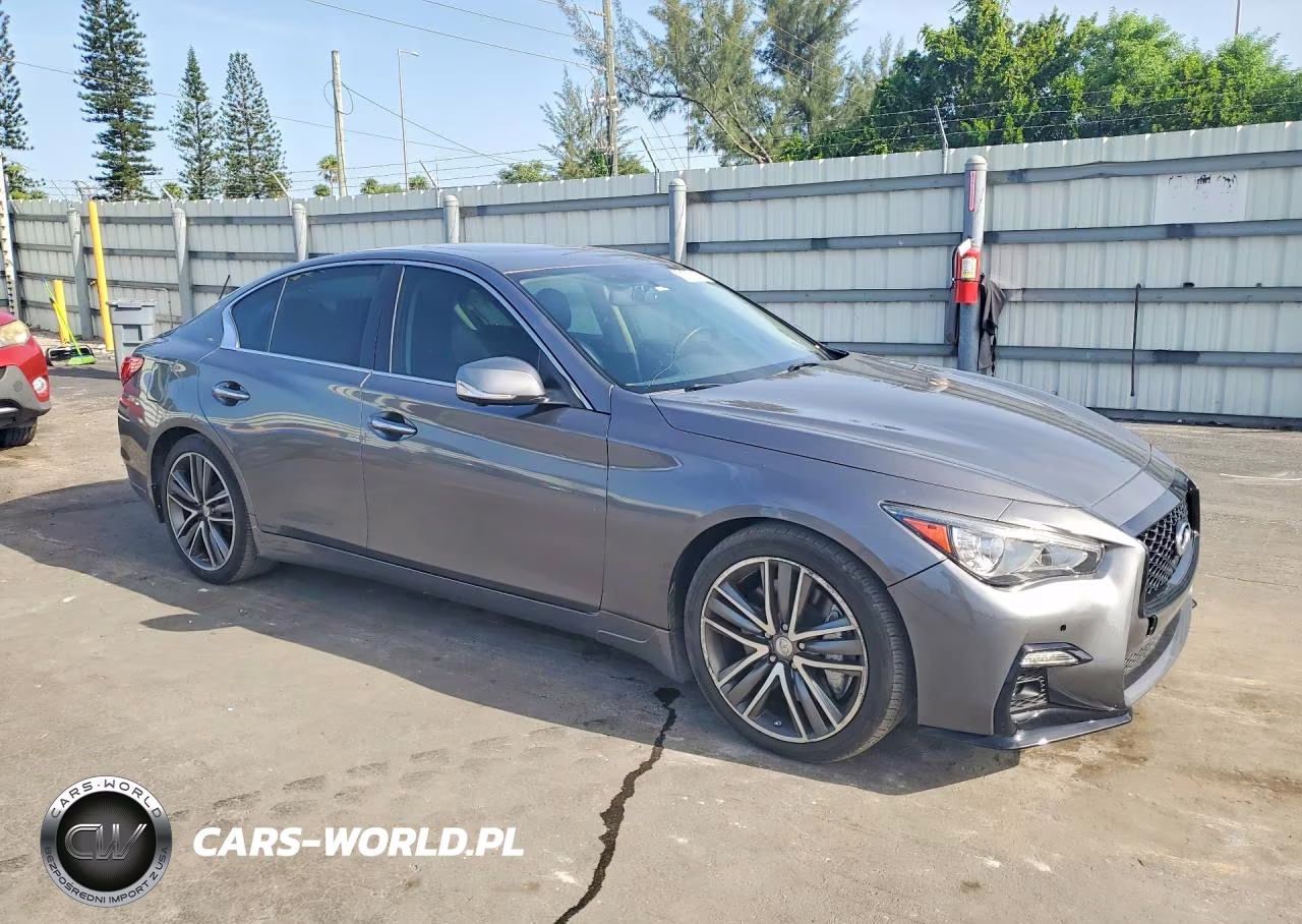 2015 Infiniti Q50 Sport VIN:JN1BV7AP5FM332860 - 4
