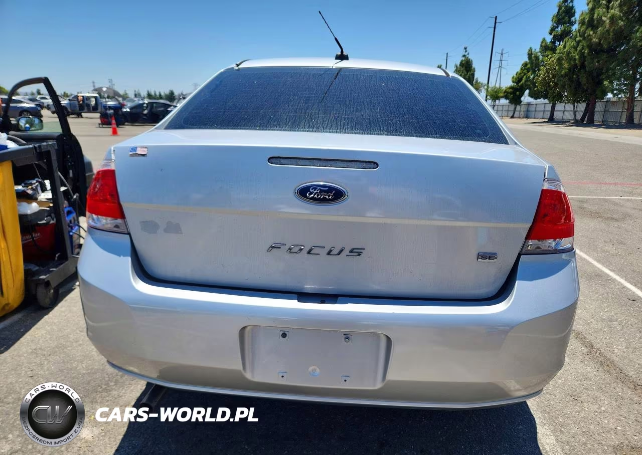 2011 Ford Focus Se VIN:1FAHP3FNXBW118727 - 6