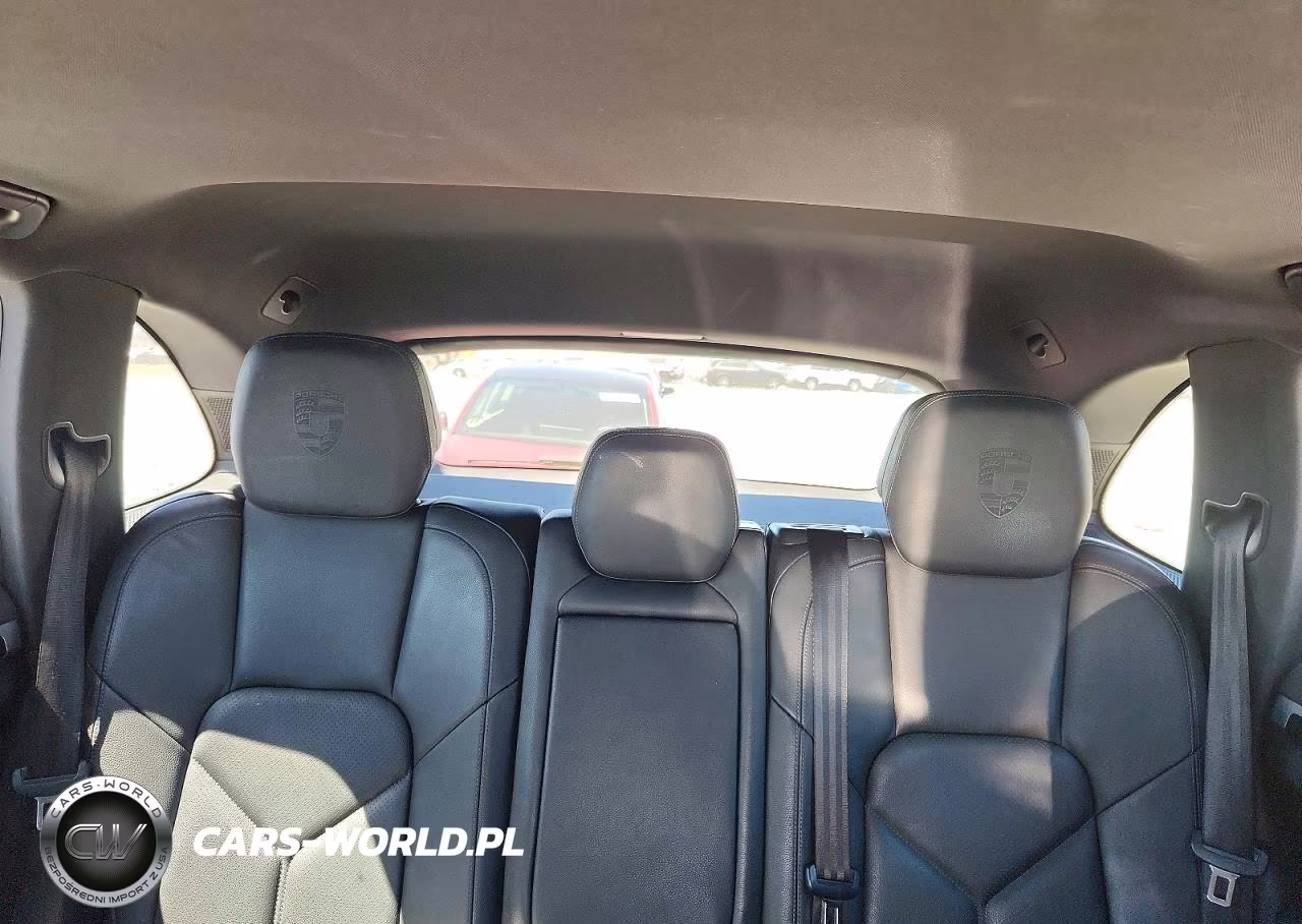2014 Porsche Cayenne VIN:WP1AA2A27ELA92645 - 10