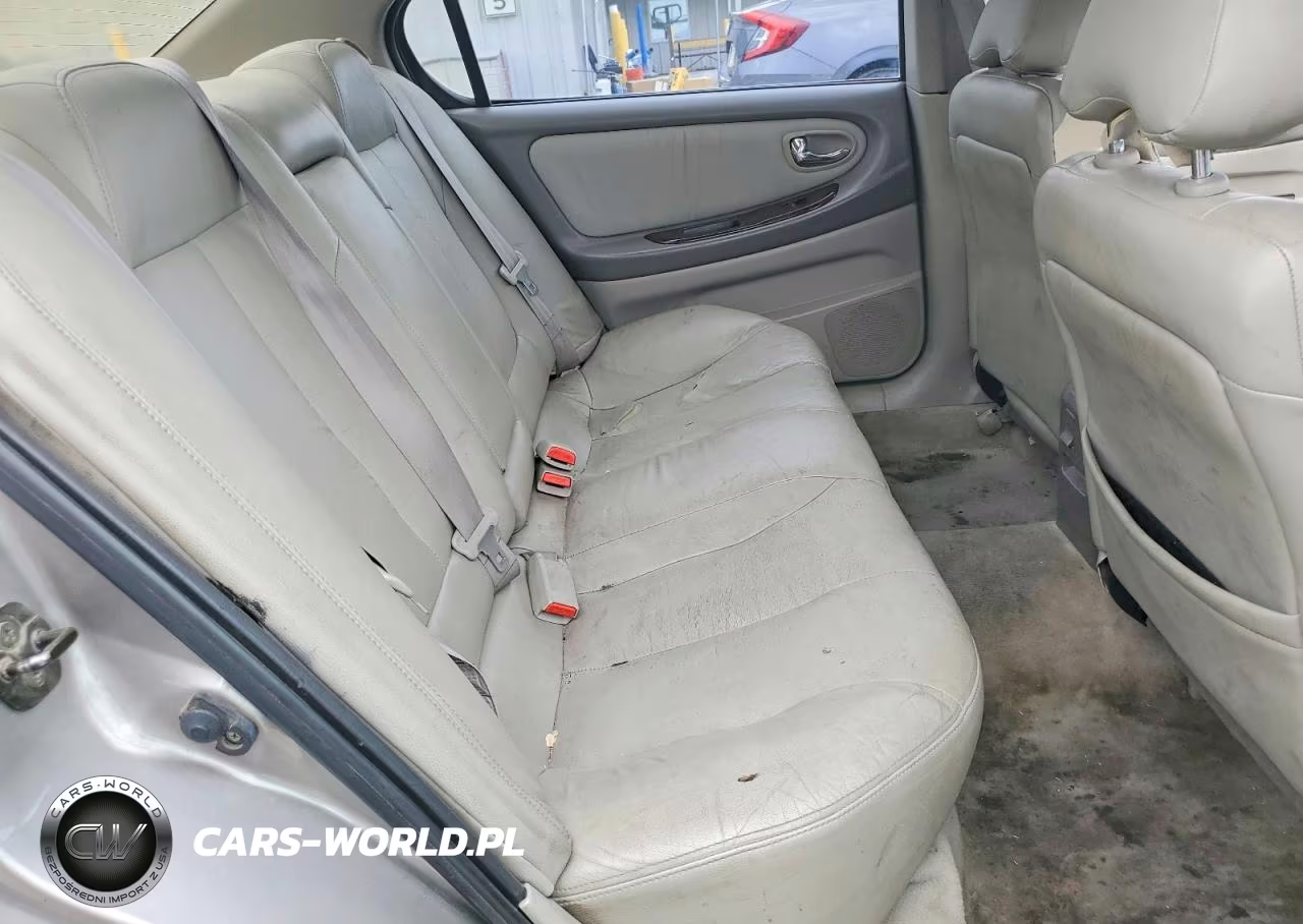 2000 Nissan Maxima Gxe VIN:JN1CA31A3YT213413 - 10