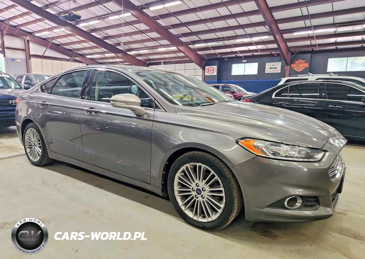 2013 Ford Fusion Se VIN:3FA6P0H94DR213084 - 4