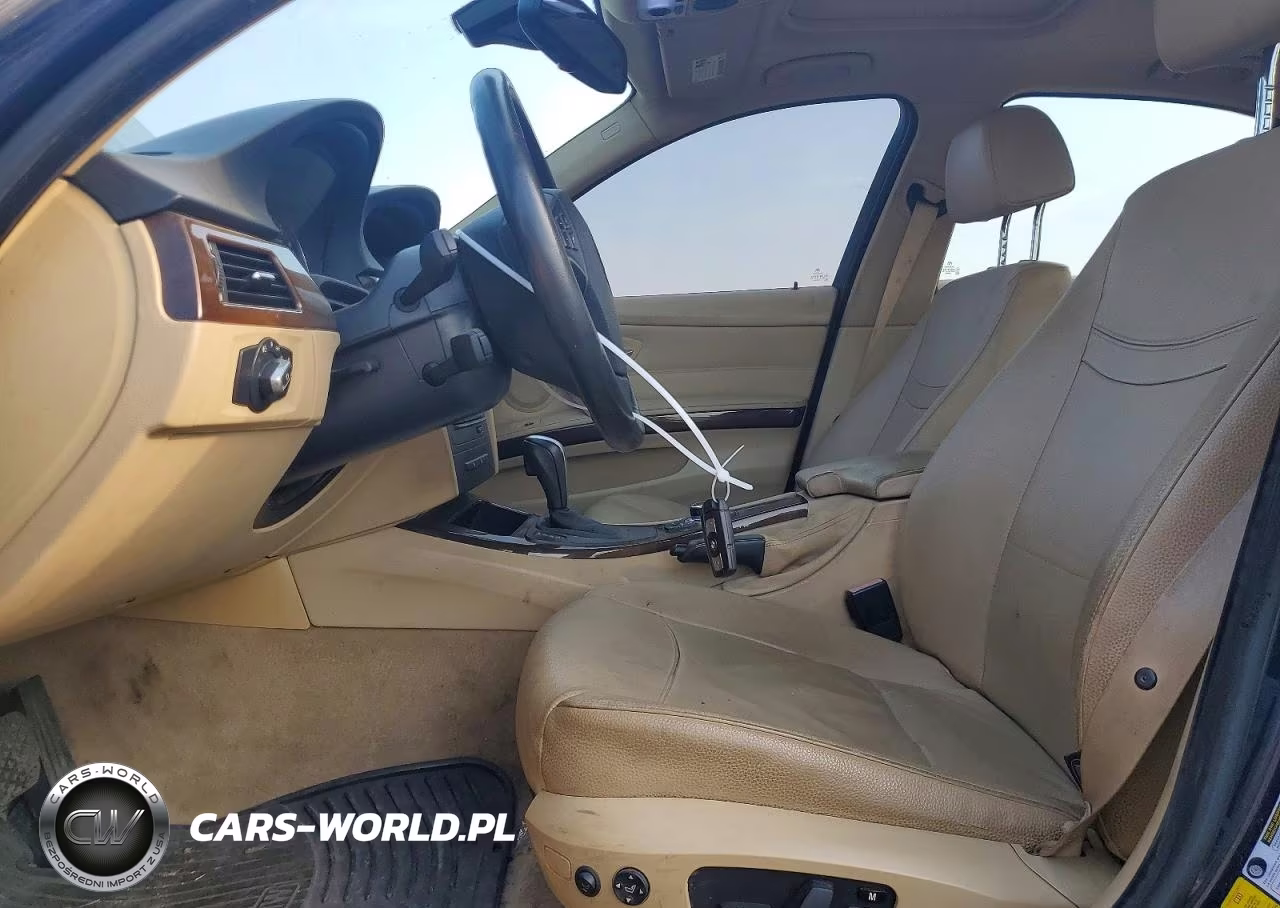 2010 BMW 3 Series VIN:WBAPL3C59AA408052 - 7