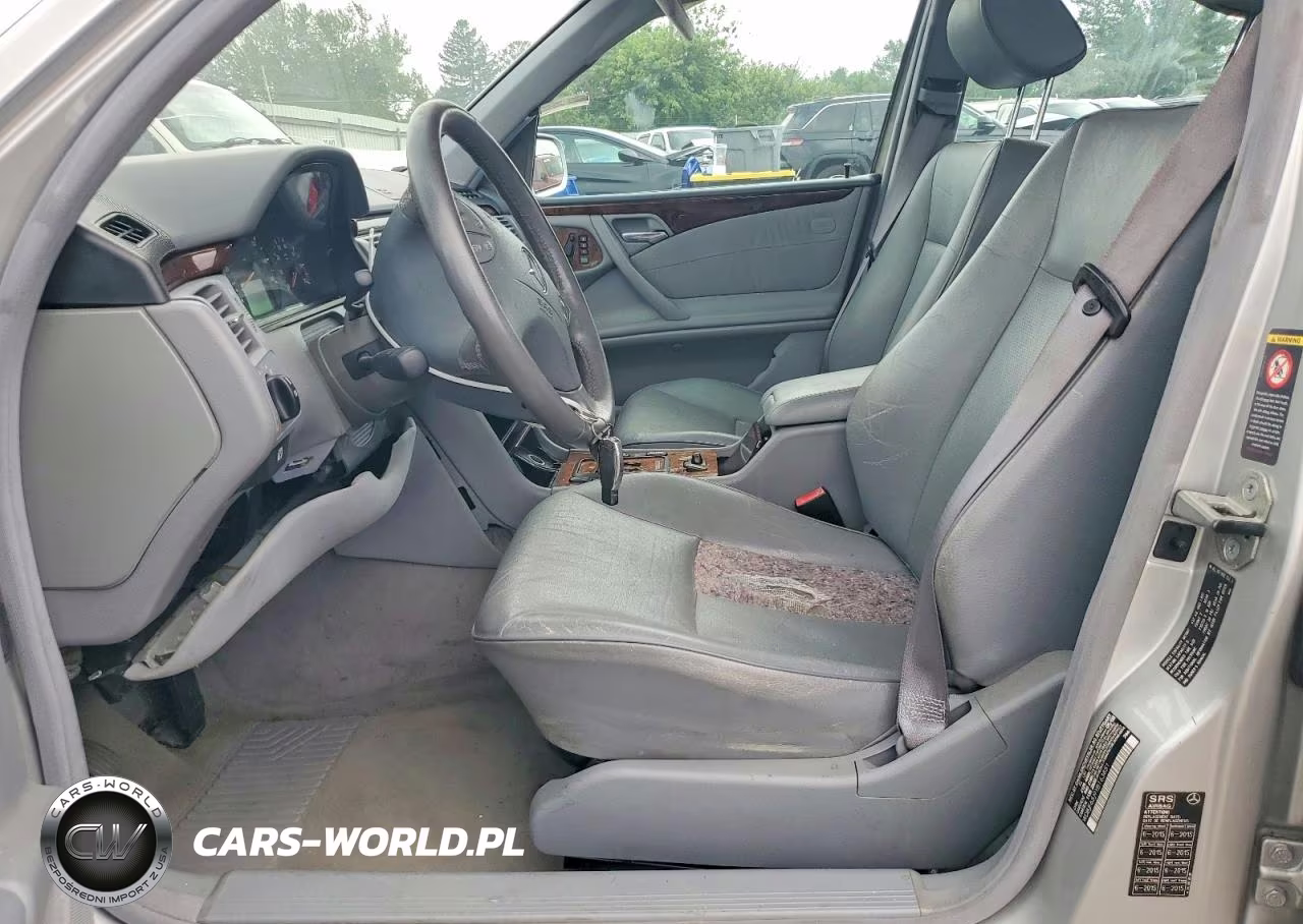 2000 Mercedes-Benz E 320 VIN:WDBJF65J9YB163851 - 7