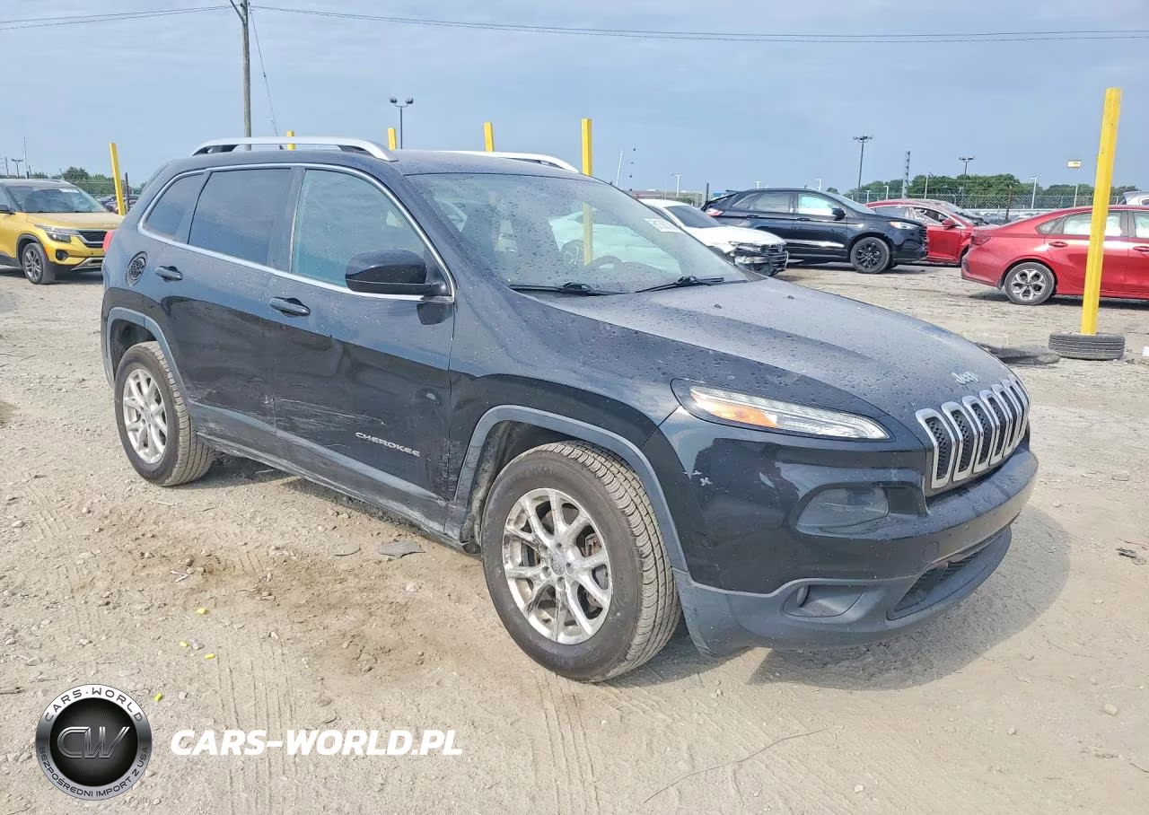 2014 Jeep Cherokee Latitude VIN:1C4PJMCB8EW185046 - 4