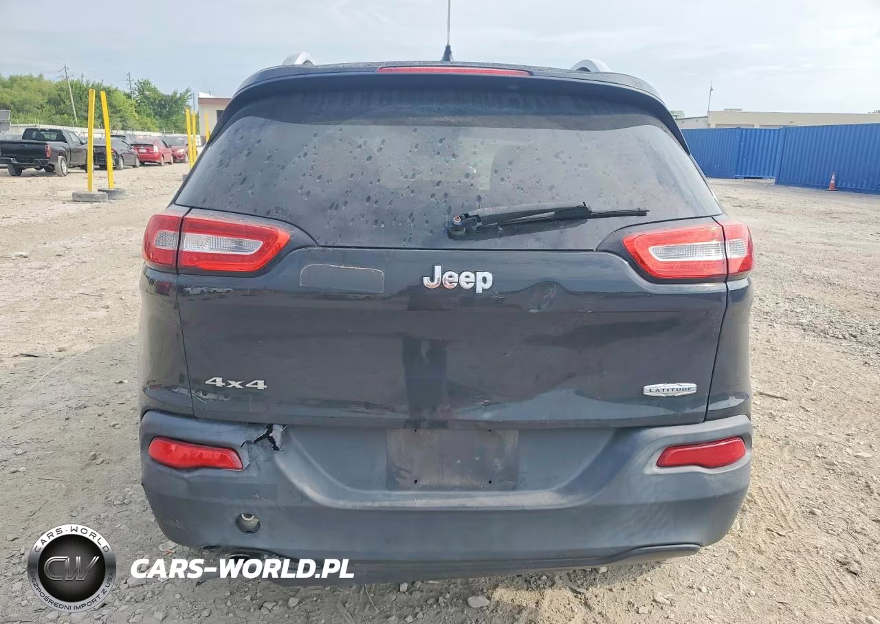 2014 Jeep Cherokee Latitude VIN:1C4PJMCB8EW185046 - 6