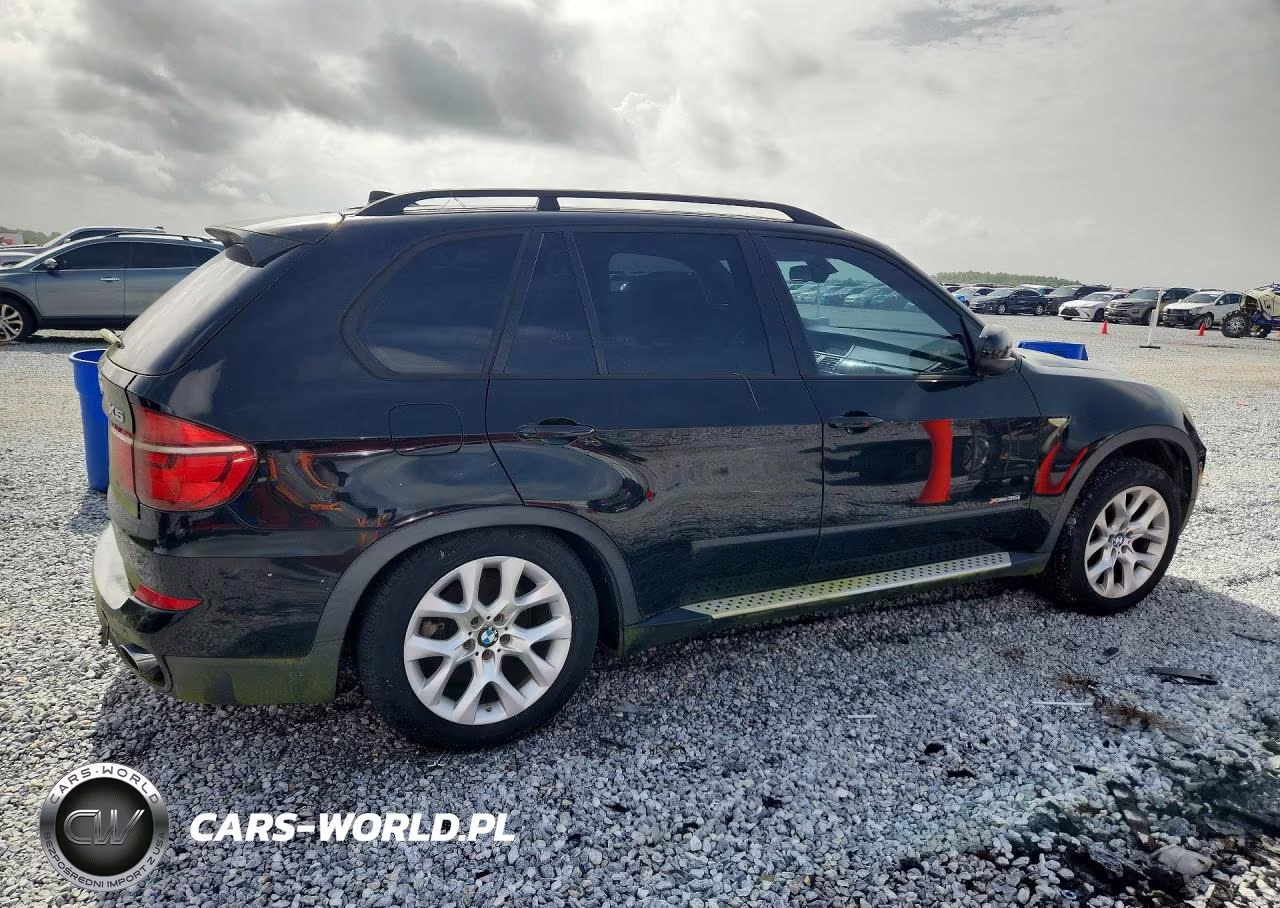 2012 BMW X5 xDrive35I VIN:5UXZV4C50CL751057 - 3