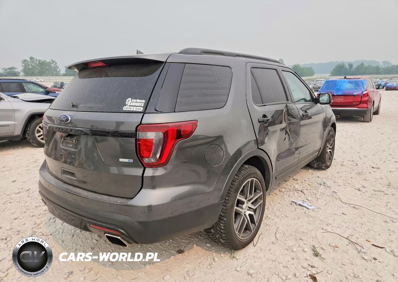 2016 Ford Explorer Sport VIN:1FM5K8GTXGGD24682 - 3