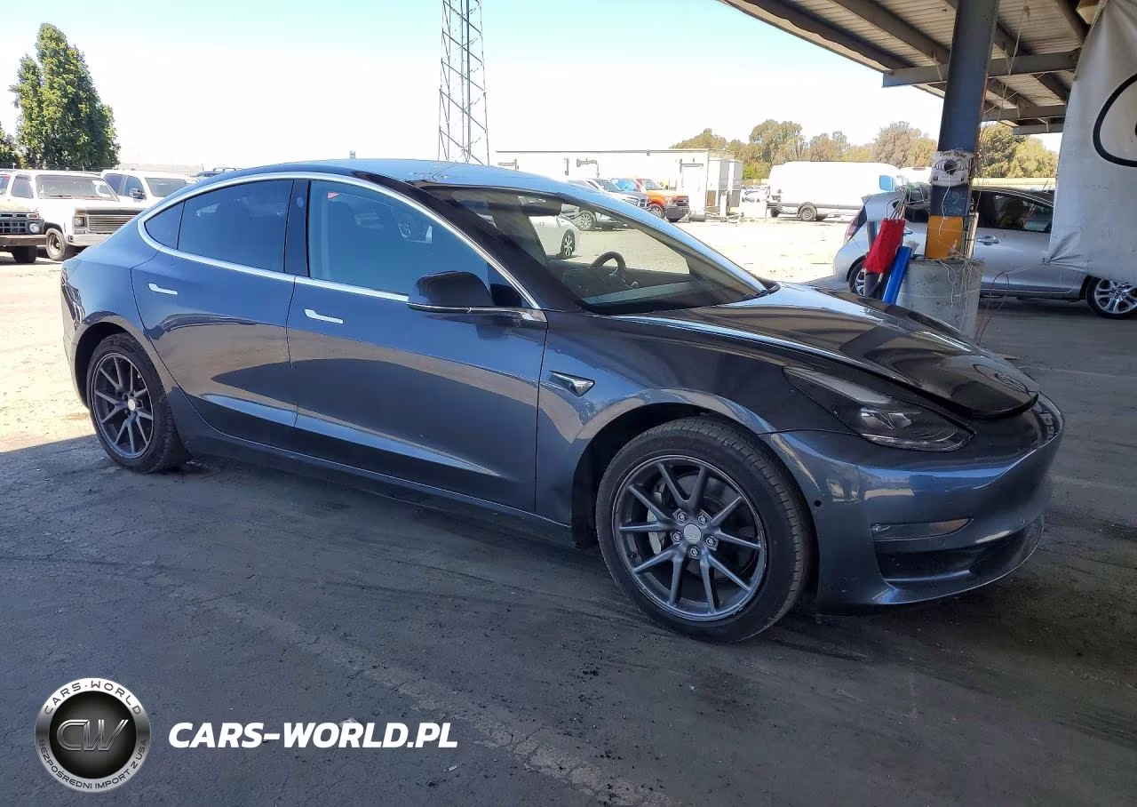 2019 Tesla Model 3 VIN:5YJ3E1EA9KF400164 - 4
