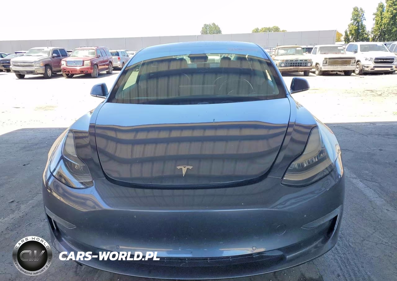 2019 Tesla Model 3 VIN:5YJ3E1EA9KF400164 - 5