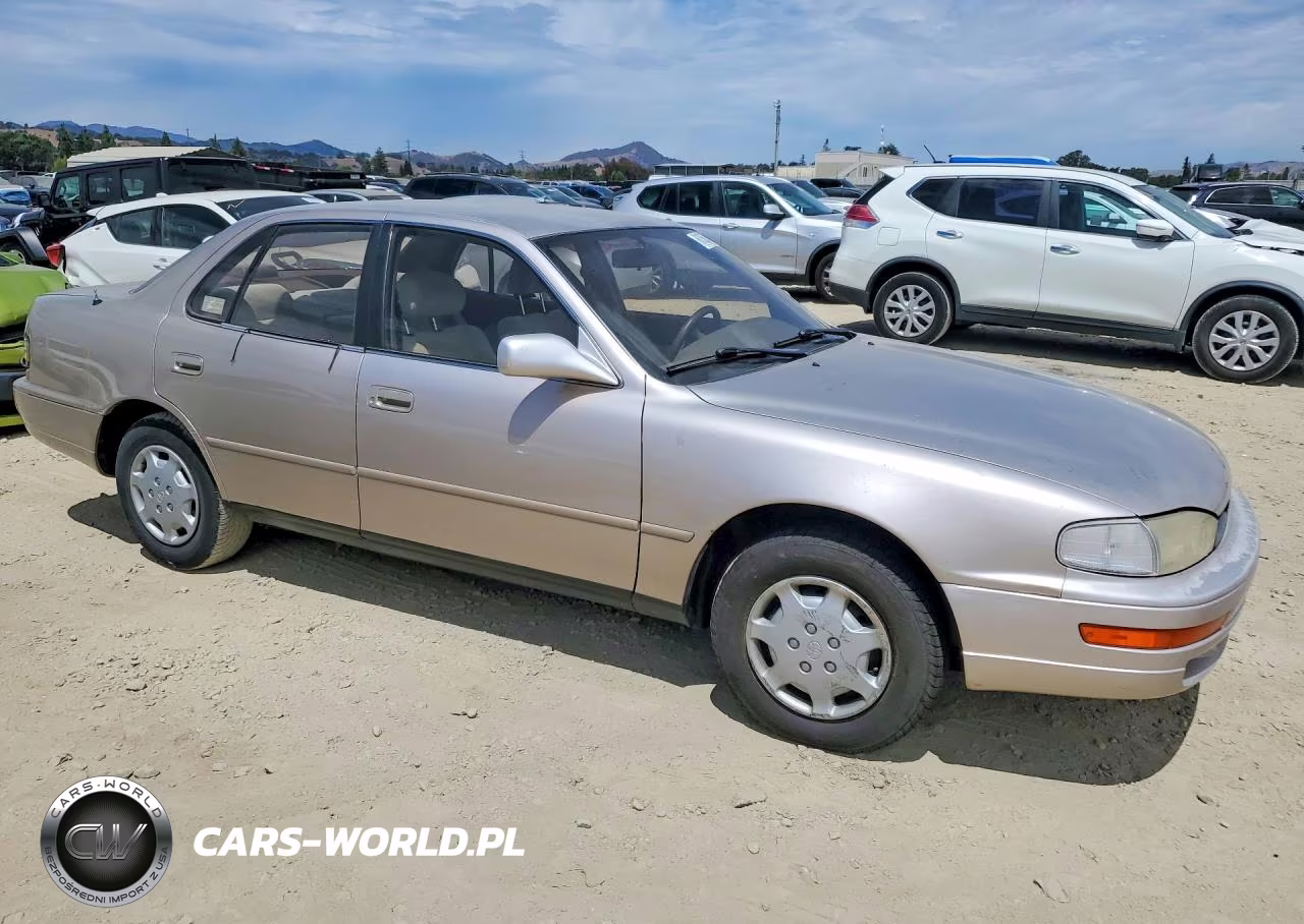 1994 Toyota Camry Le VIN:JT2SK12E4R0268167 - 4