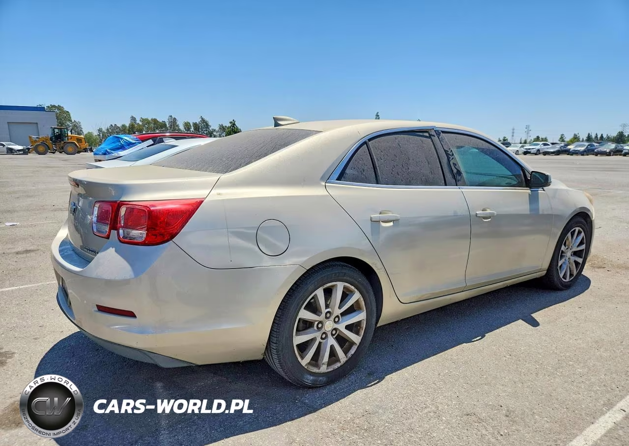 2015 Chevrolet Malibu 2Lt VIN:1G11D5SL7FF127775 - 3
