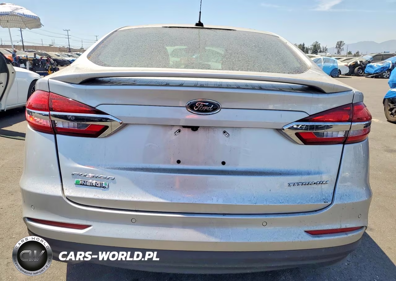 2019 Ford Fusion Titanium VIN:3FA6P0SU2KR174683 - 6
