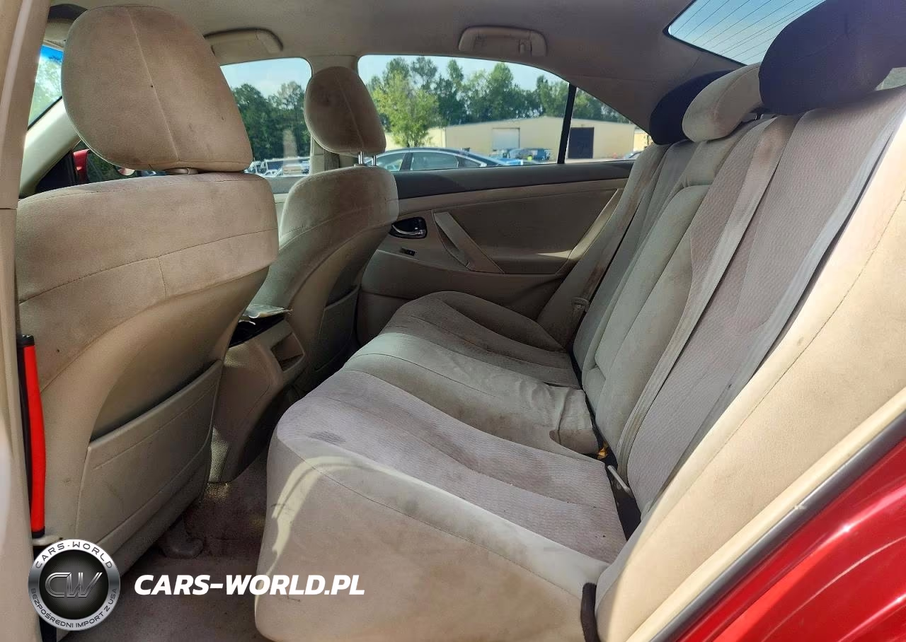 2010 Toyota Camry Le VIN:4T1BF3EKXAU069349 - 10