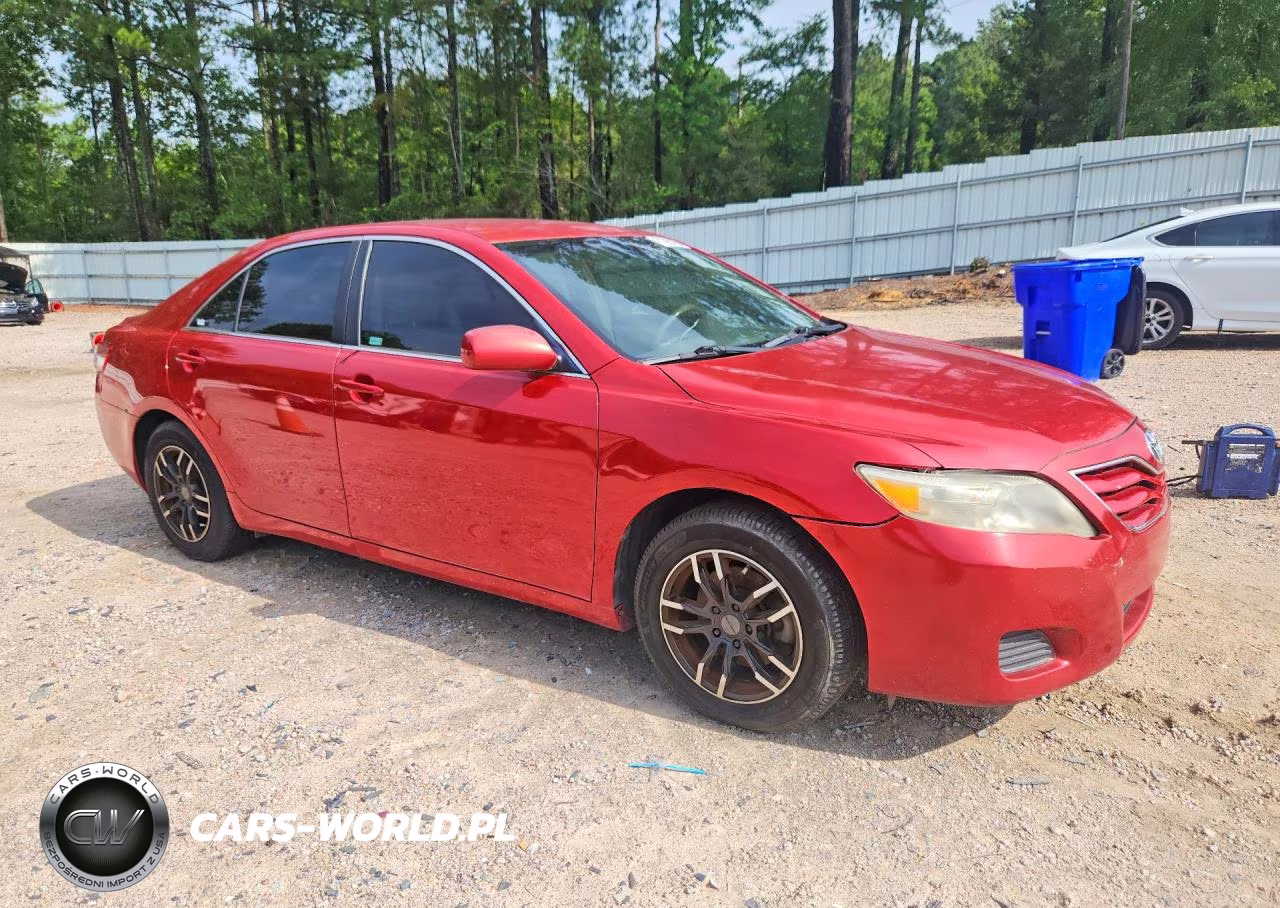 2010 Toyota Camry Le VIN:4T1BF3EKXAU069349 - 4