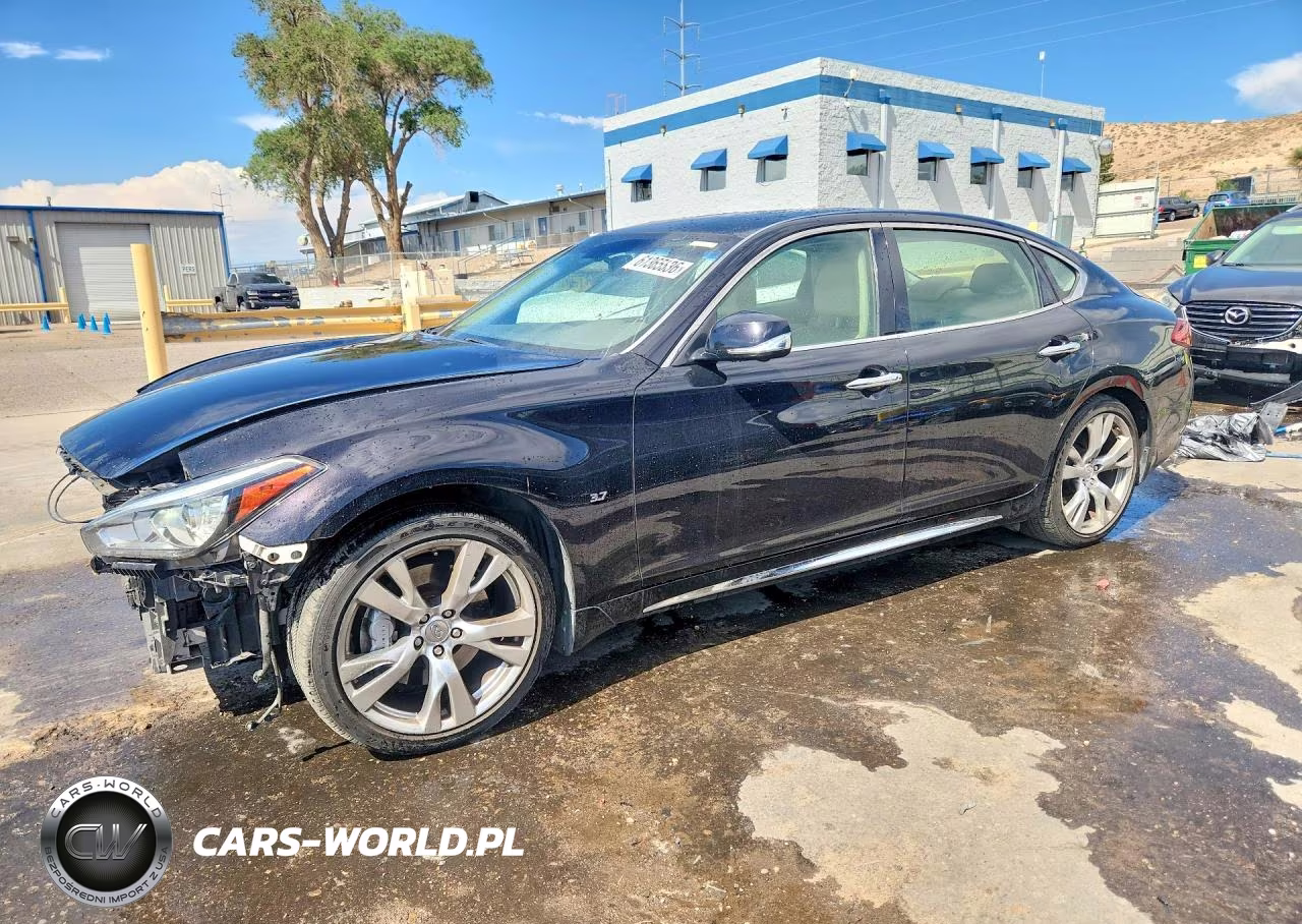 2015 Infiniti Q70L 3.7