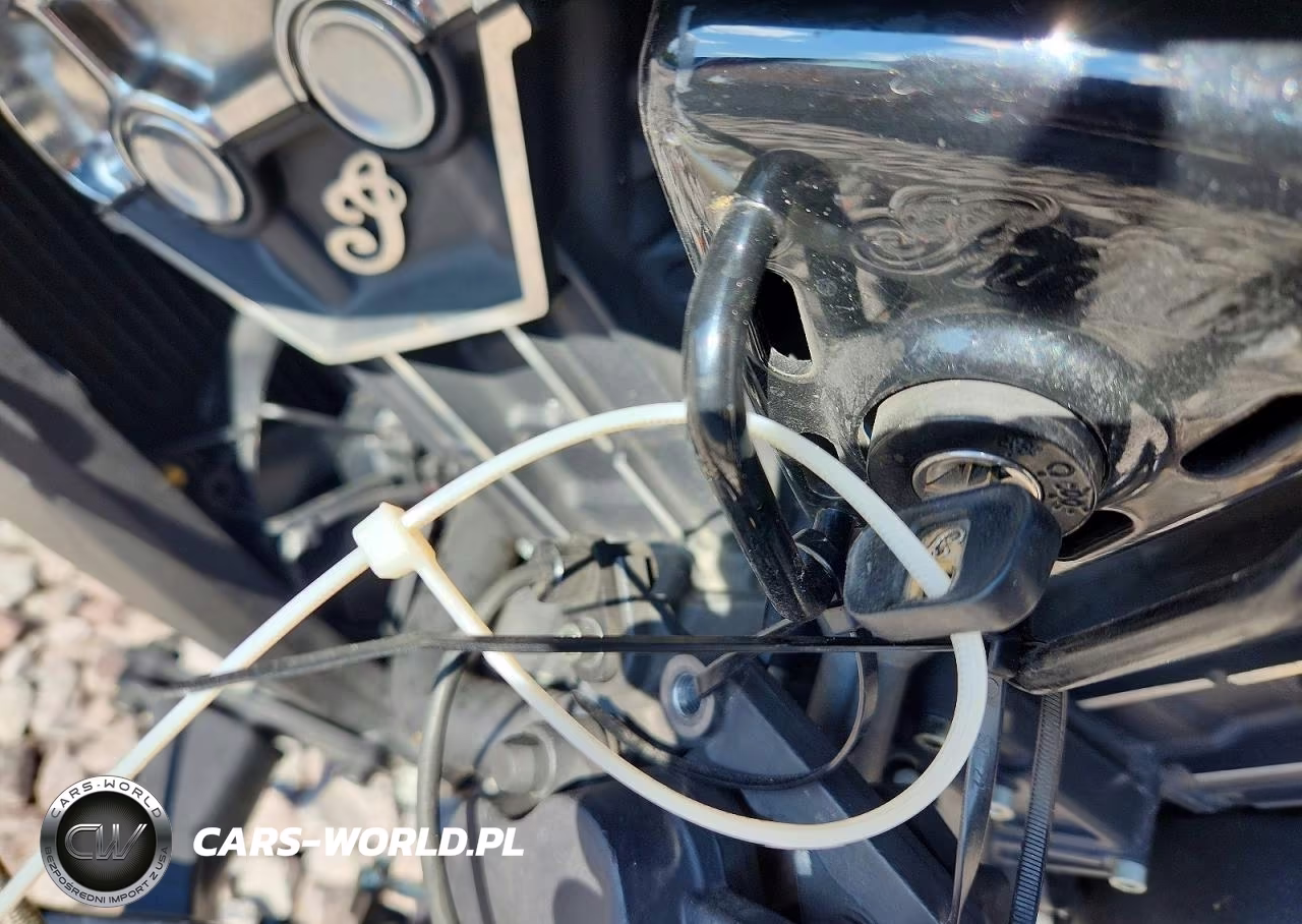 2021 Indian Motorcycle Co. Scout Bobber Twenty Abs VIN:56KMTG002M3181036 - 8