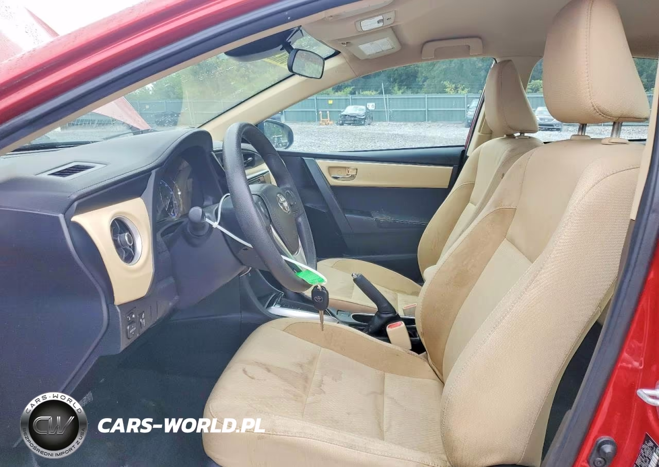 2018 Toyota Corolla Le VIN:2T1BURHEXJC002315 - 7