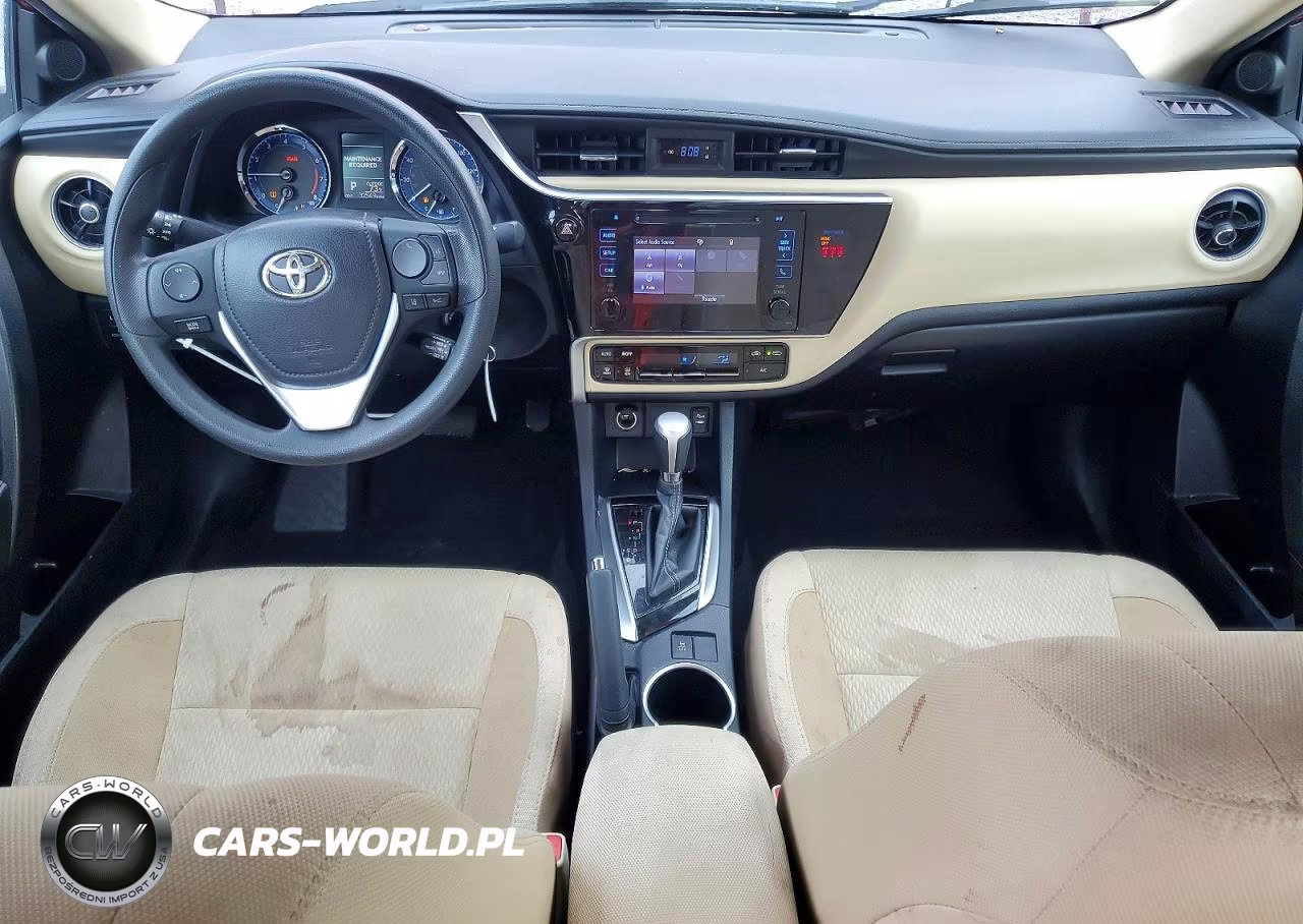 2018 Toyota Corolla Le VIN:2T1BURHEXJC002315 - 8