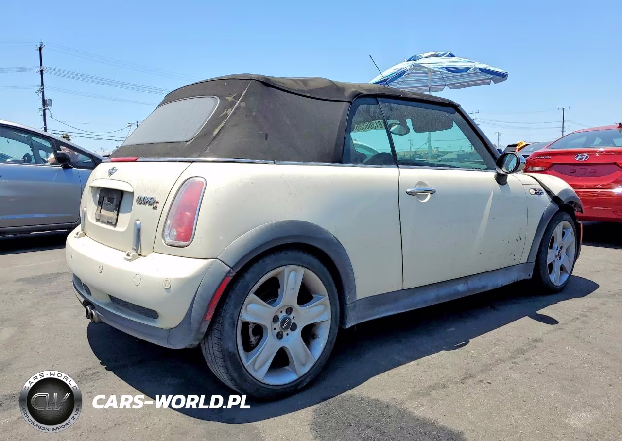 2006 Mini Cooper S VIN:WMWRH33566TF89054 - 3