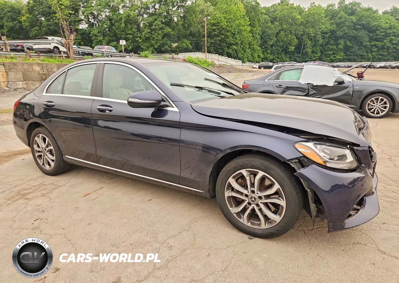 2018 Mercedes-Benz C 300 4Matic VIN:55SWF4KB5JU256991 - 4