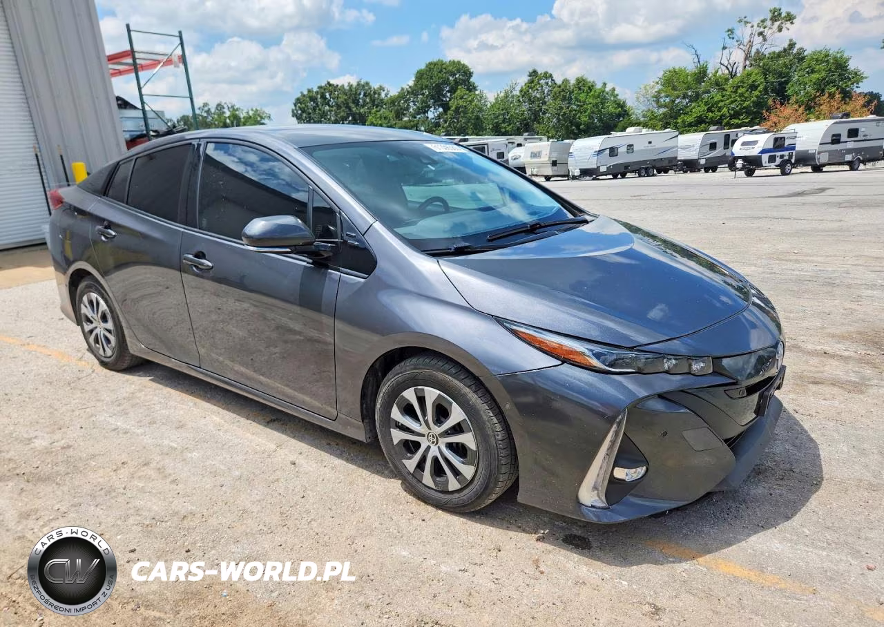 2020 Toyota Prius Prime Limited VIN:JTDKARFP0L3152569 - 4