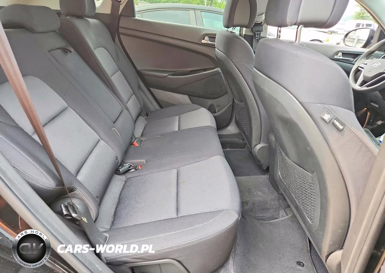 2017 Hyundai Tucson Se VIN:KM8J23A45HU570562 - 10