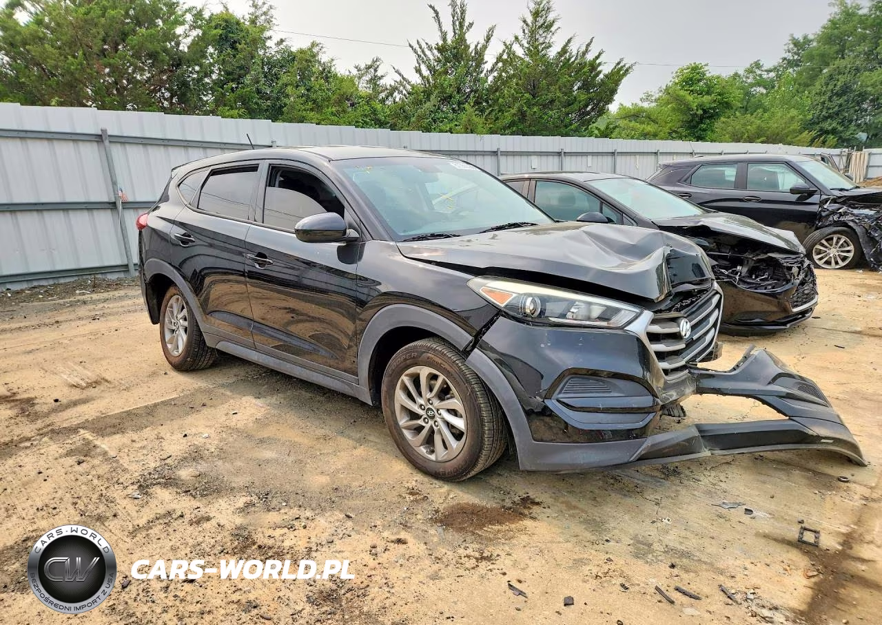 2017 Hyundai Tucson Se VIN:KM8J23A45HU570562 - 4
